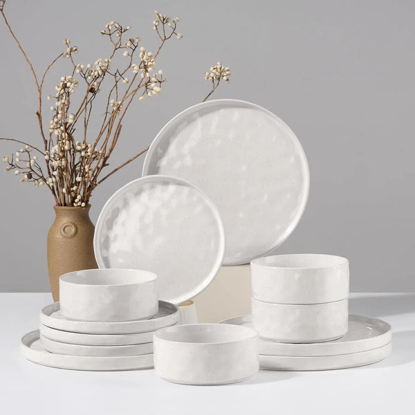 Stoneware Dinnerware Set for 4 Chip Resistant Plates and Bowls