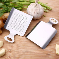 Mini Stainless Steel Ginger Grater Garlic Wasabi Grinding Kitchen Tool