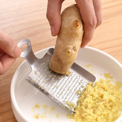 Mini Stainless Steel Ginger Grater Garlic Wasabi Grinding Kitchen Tool